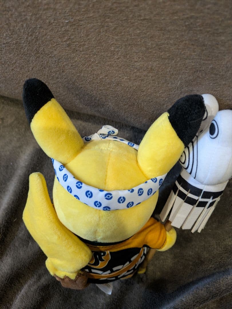 ポケモンセンター限定 火消し姿のピカチュウ ぬいぐるみ