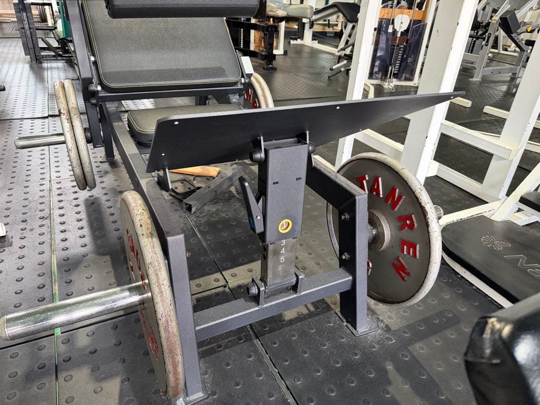 女性に人気、ヒップスラスト(ウエイト無し)です