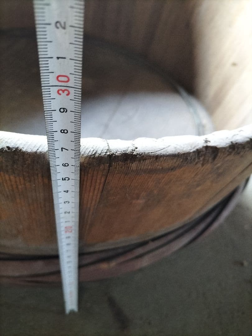 送料込み　レトロ巨大桶　商品説明必読を