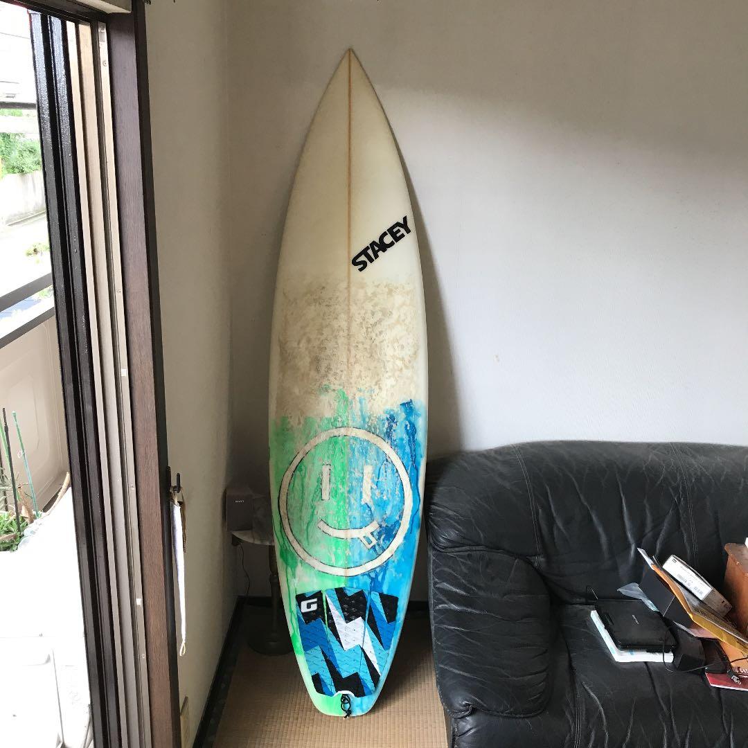 フライヤー　サーフボード　ステイシー s4 ルークスタッドマン使用ボード