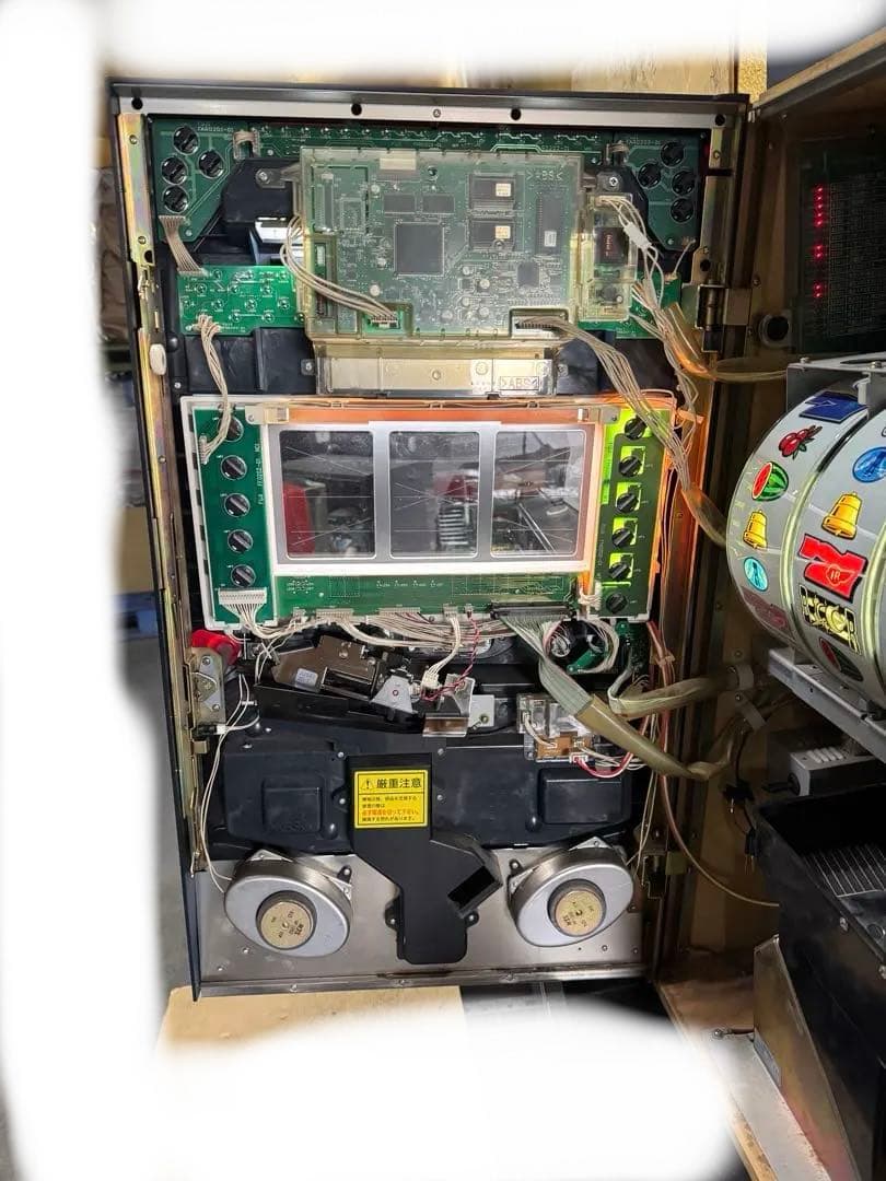 藤商事　パチスロ　サンダーバード3 実機　※引取り限定