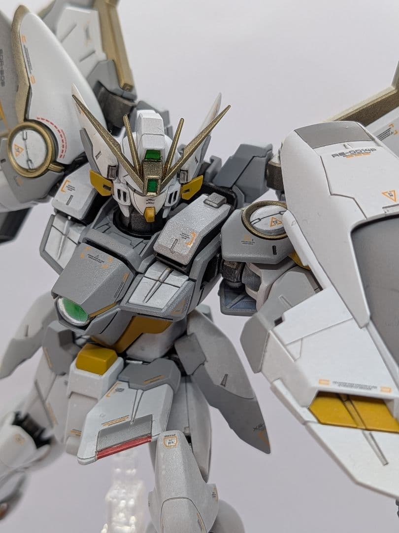 MG ウイングガンダム　Ver.Ka 改修、全塗装済み