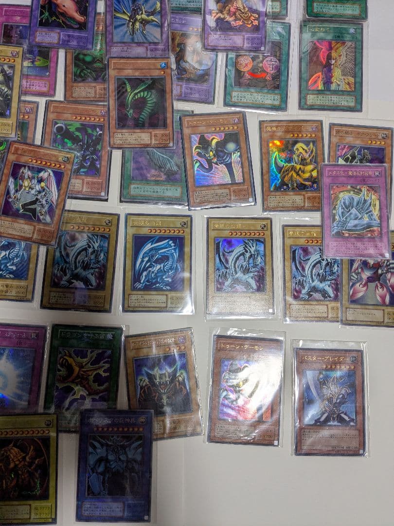 【遊戯王】初期カード多数まとめ売り　所持カード全部売り