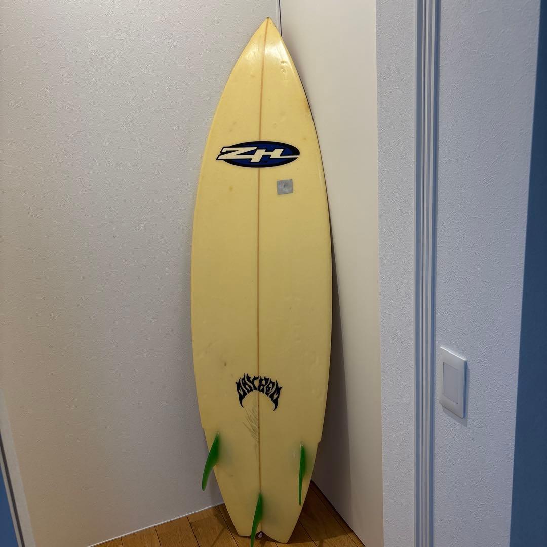 ZHT サーフボード 約6フィート　布製ケース付き