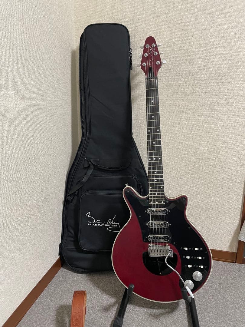 ポム　ブライアンメイレッドスペシャル　レプリカ