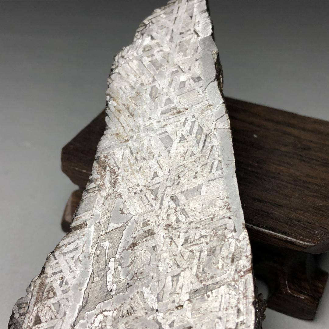 アルタイ隕石　 鉄隕石　メテオライト鉄隕石　原石 　重さ約286ｇ