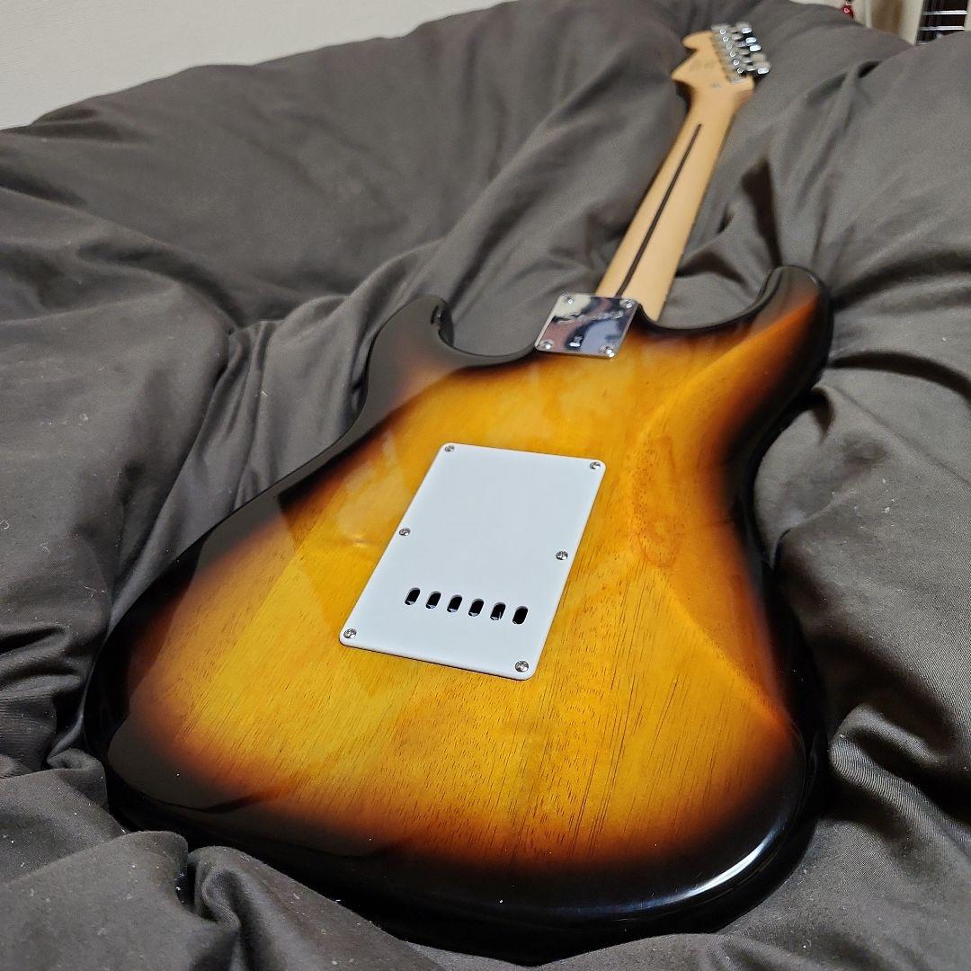 Squier by Fender ストラトキャスタータバコサンバースト
