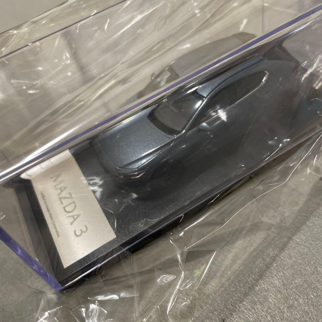 MAZDA3 FASTBACK ポリメタルグレー　ミニカー