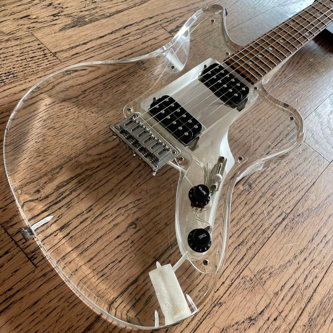 ジャガーシェイプ アクリル クリスタルエレキギター