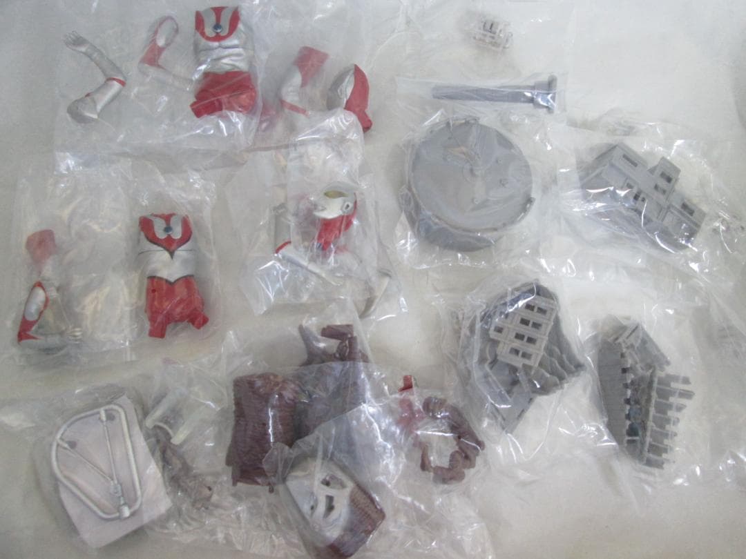 新品未開封　アルティメットルミナス　ブラックギラス レッドギラス セット