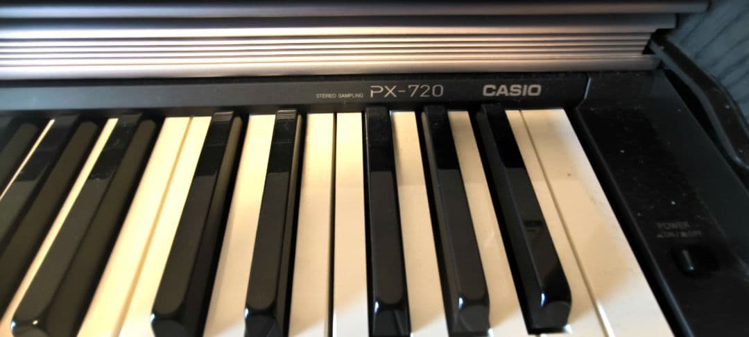 CASIO電子ピアノ Privia PX-720※送料込