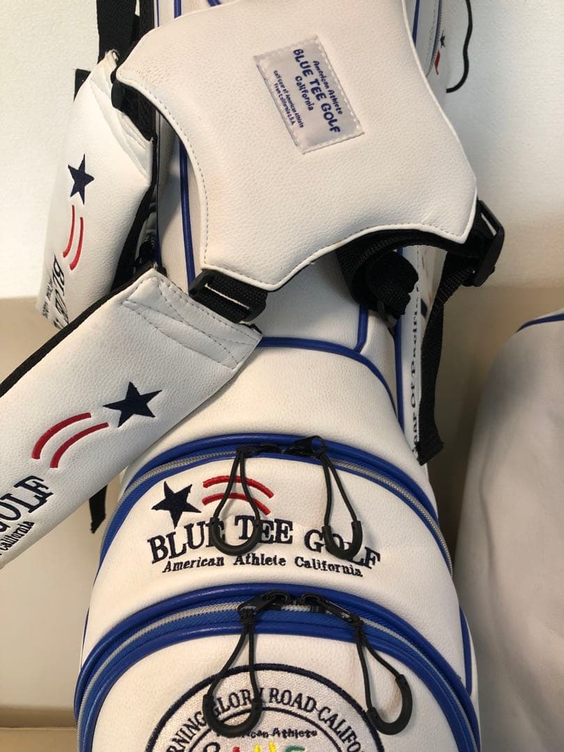 【送料込み】大人気　ブルーティーゴルフ　スマイル　キャディバッグ　ゴルフバッグ