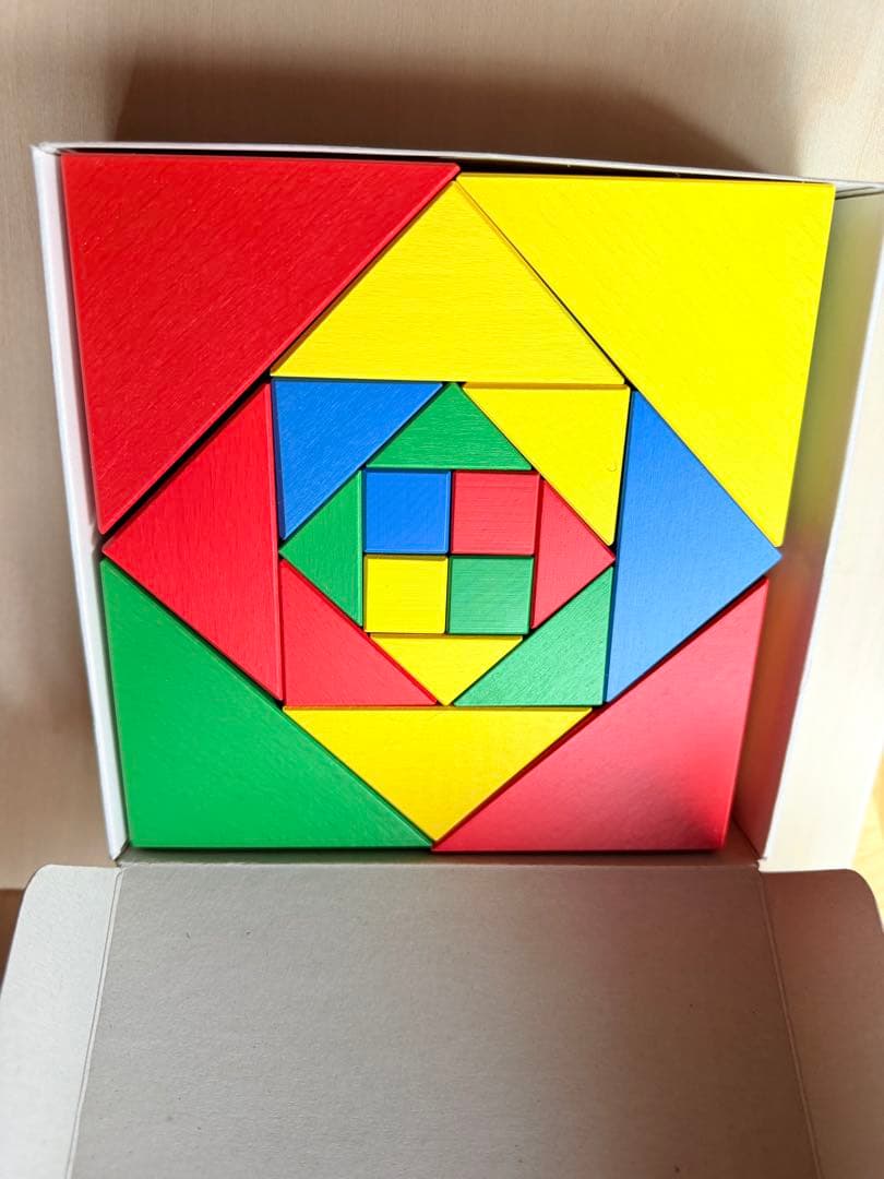 ジーナ社　4＋　積み木