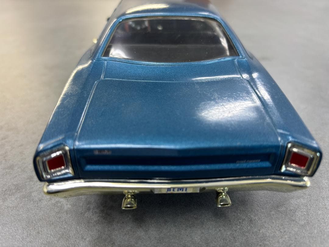 自動車 ERTL CHRYSLER 1969 PLYMOUTH 1/18