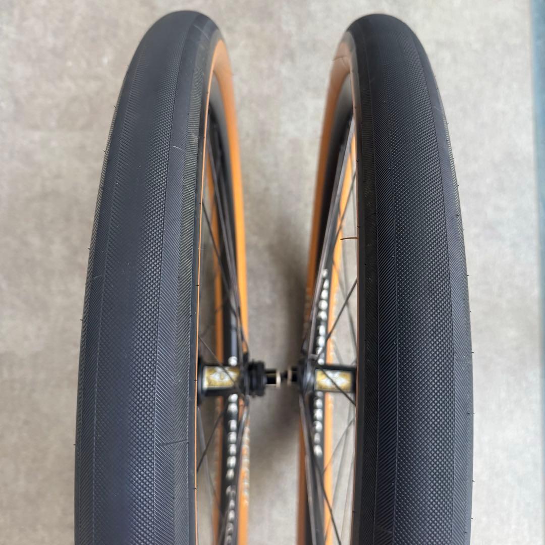 SimWorks by Panaracer Volummy タイヤ チューブ付き