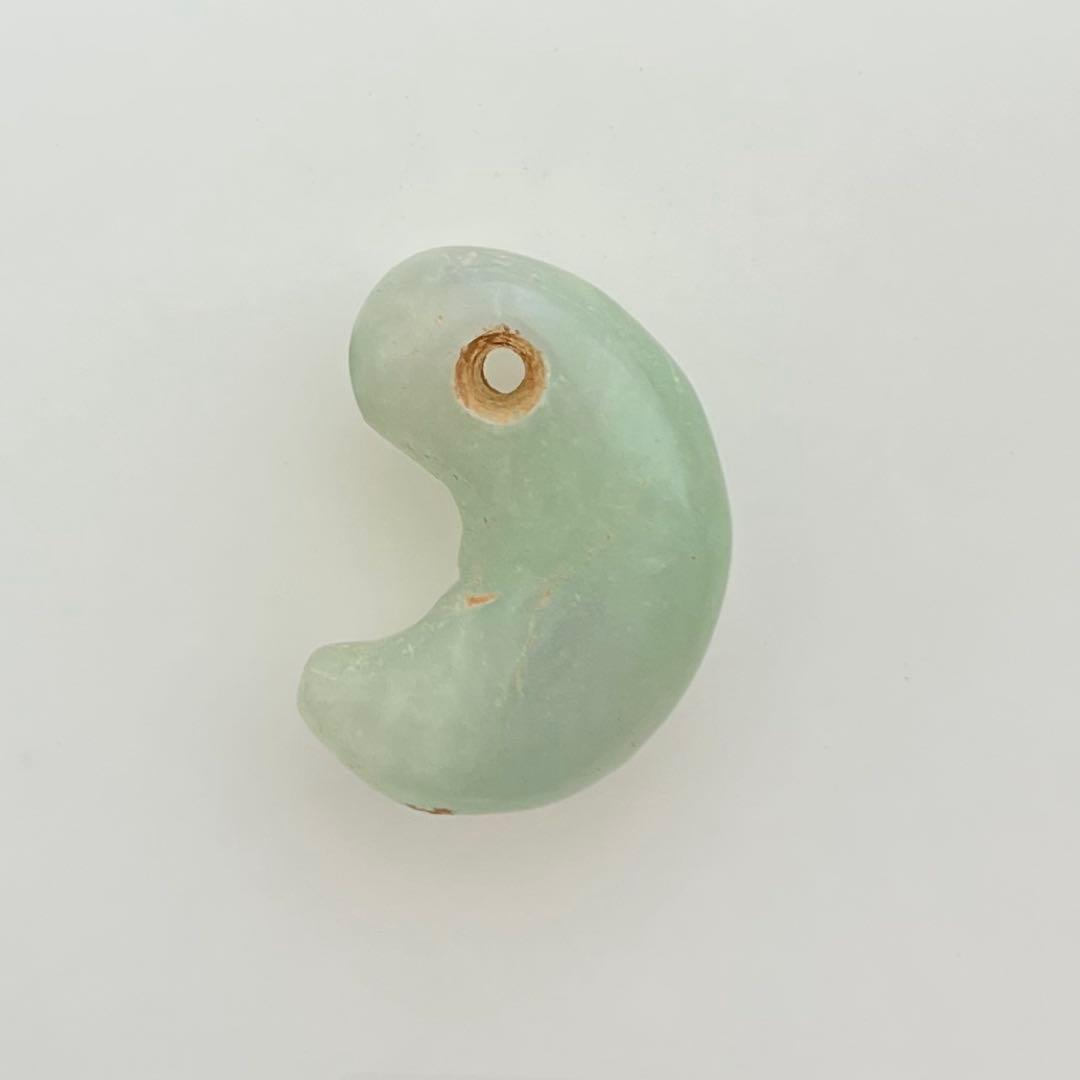 石器、時代 翡翠 勾玉 古物 古墳時代 紀元前後 T208