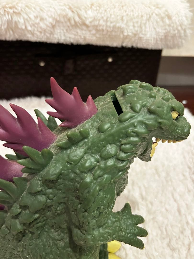 非売品　トヨタカローラ店限定　ゴジラ貯金箱