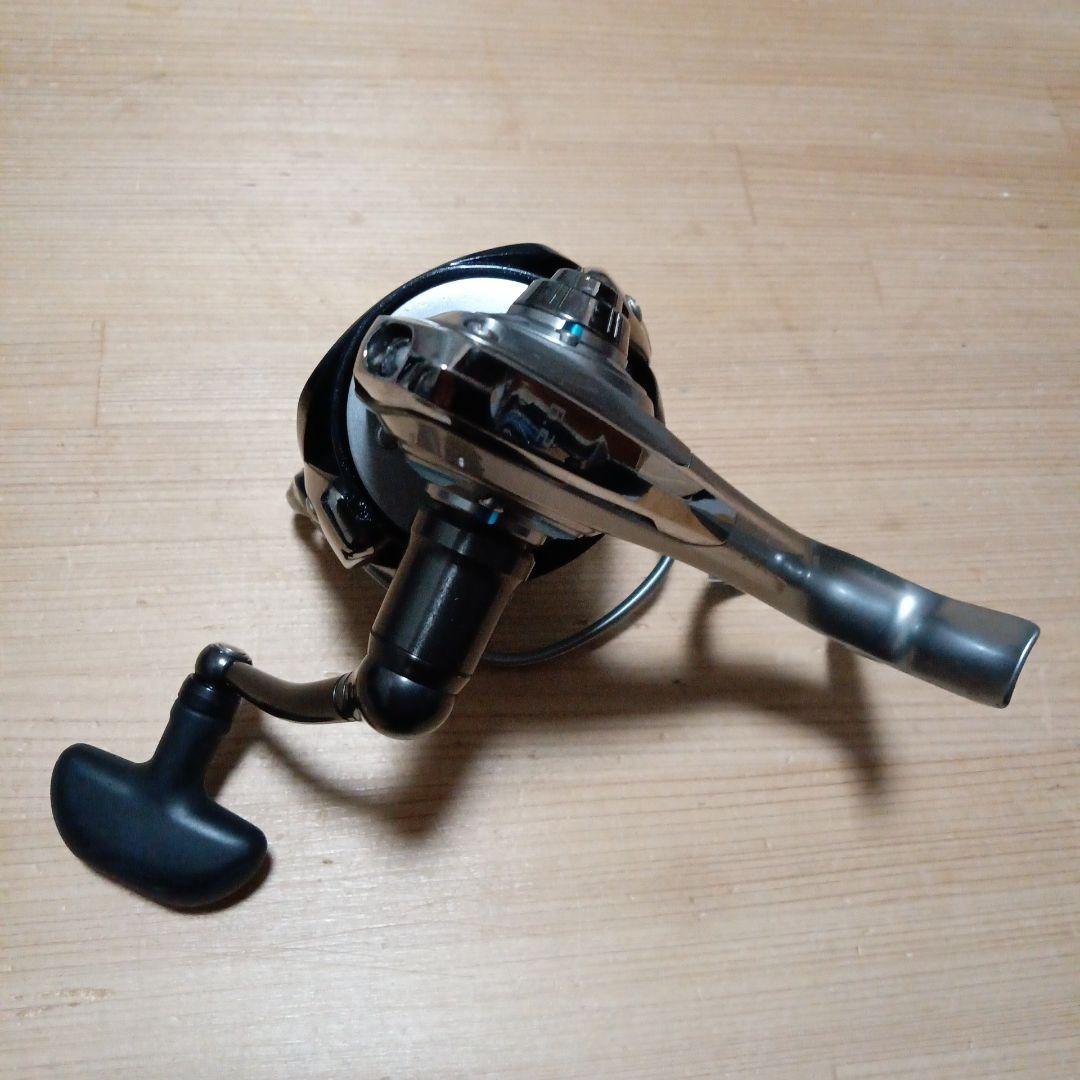 人気ブランド　ダイワ　エクスファイア　レバーブレーキリール　スプールカスタム