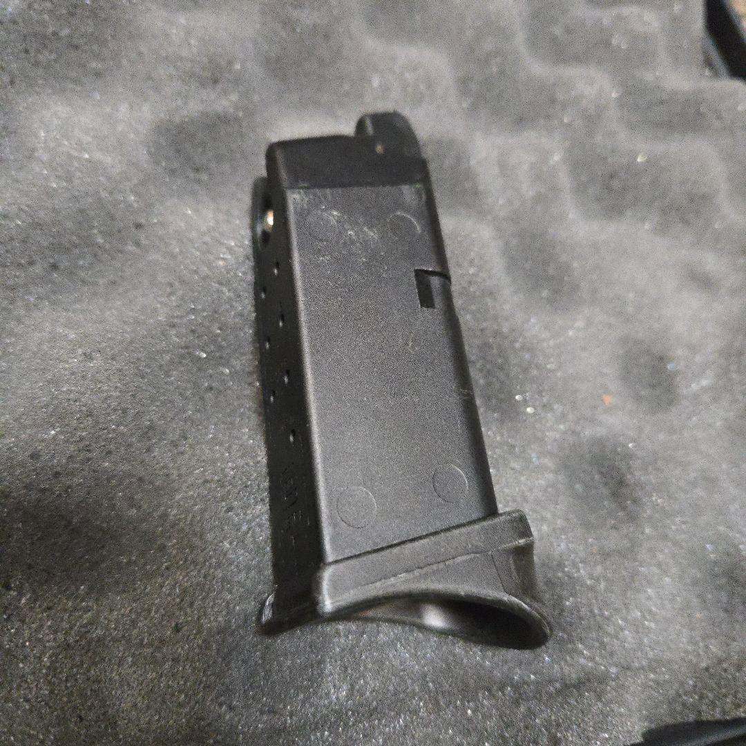 東京マルイGLOCK 26 ガスガン ガンケース・BB弾ローダー・ガス予備缶あり