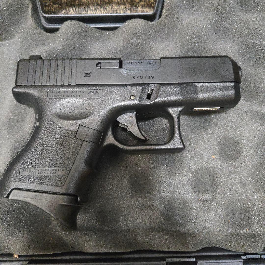 東京マルイGLOCK 26 ガスガン ガンケース・BB弾ローダー・ガス予備缶あり