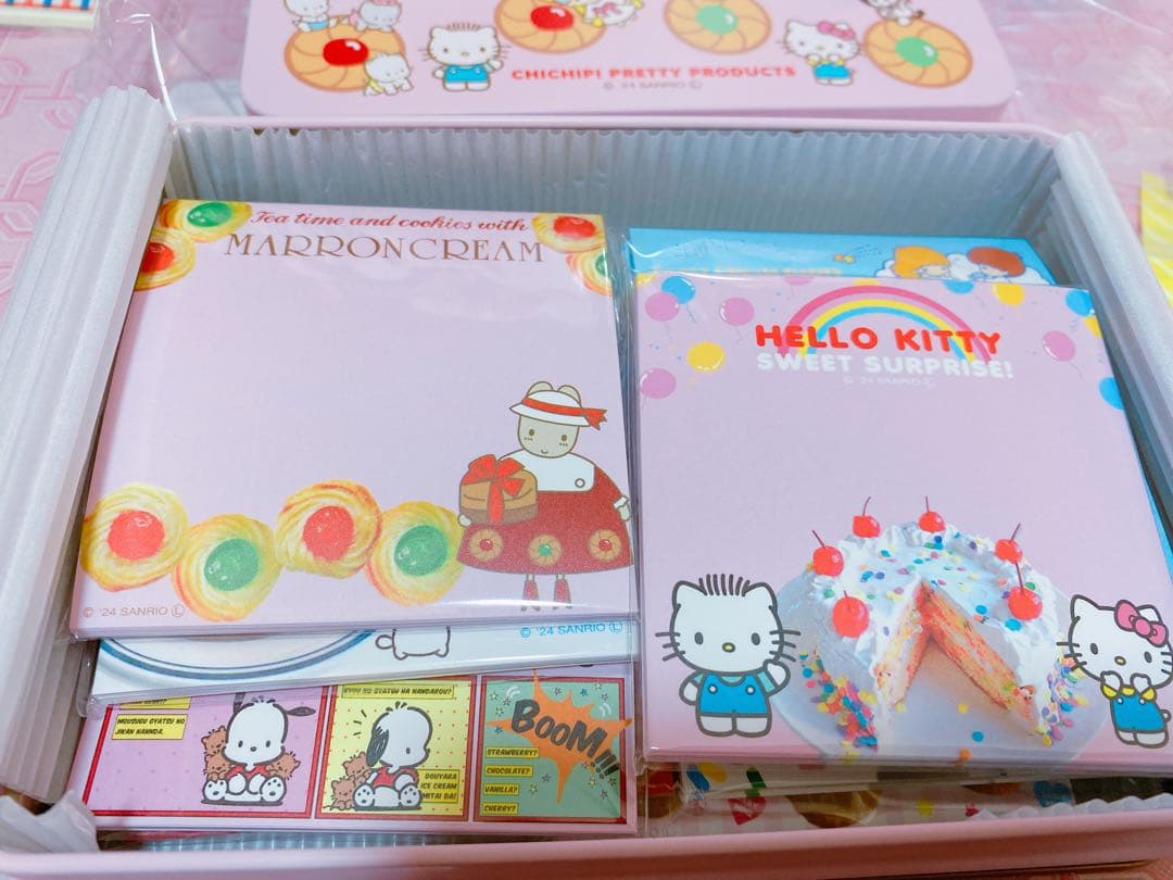 CHICHIPI サンリオ缶入りメモセット