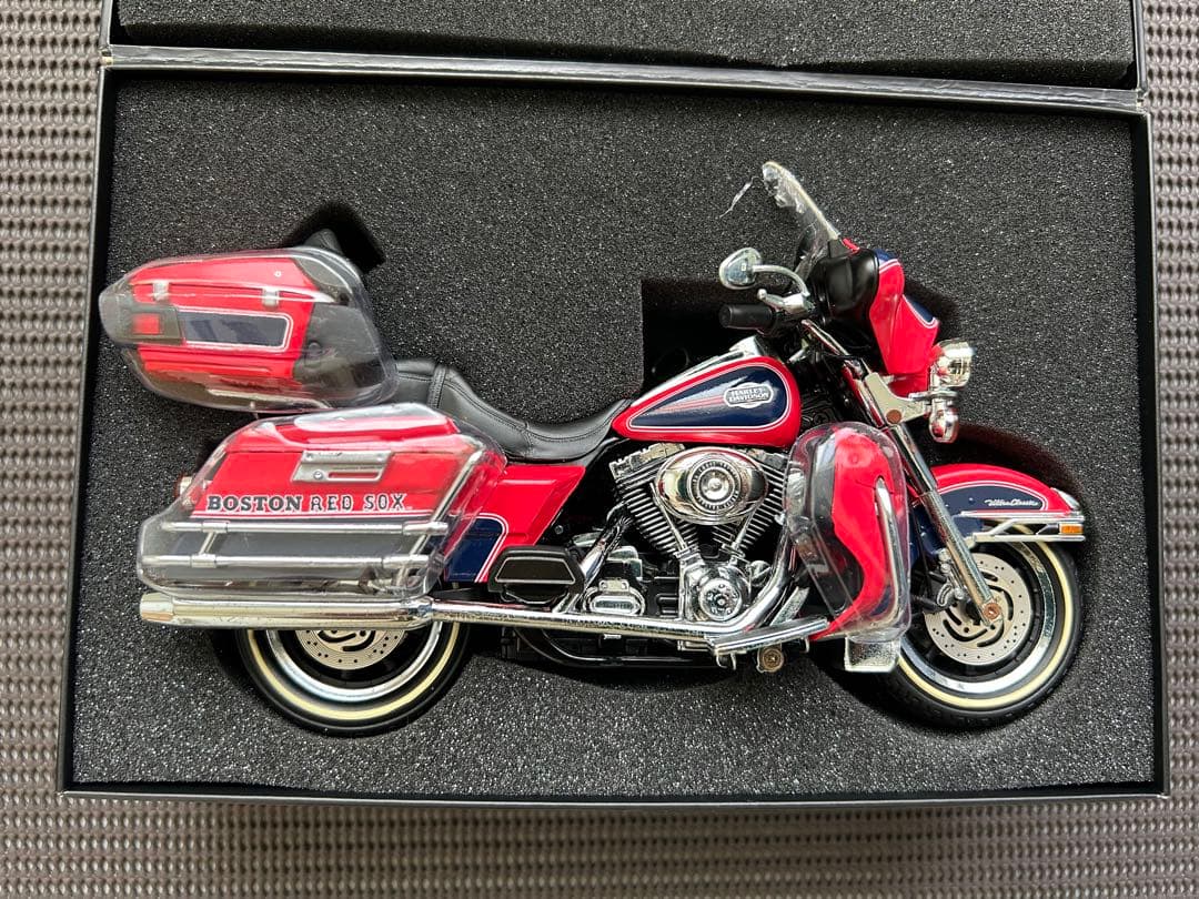 Ford 427エンジンモデル 限定品　➕　ハーレーMLBS仕様3台　セット