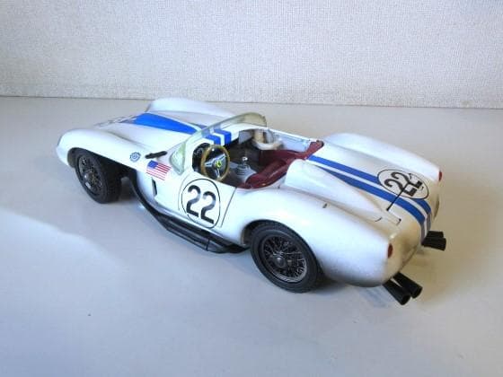 特価 Hot Wheels 1/18 フェラーリ 250 Testa Rossa