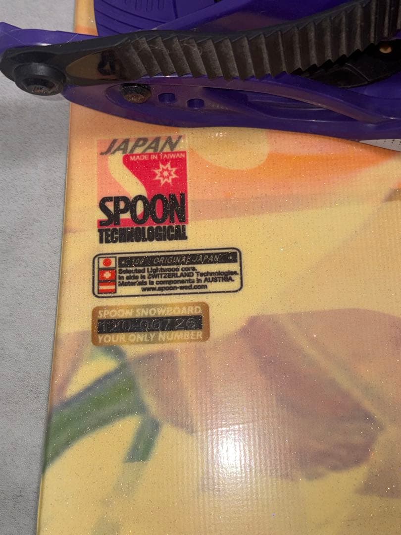 【2点セット】Spoon スノーボード 120cmとバインディングセット