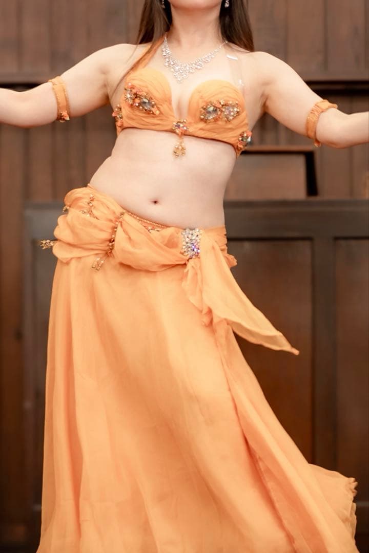 イマンザキ　Eman zaki ベリーダンス衣装　イエローオレンジ