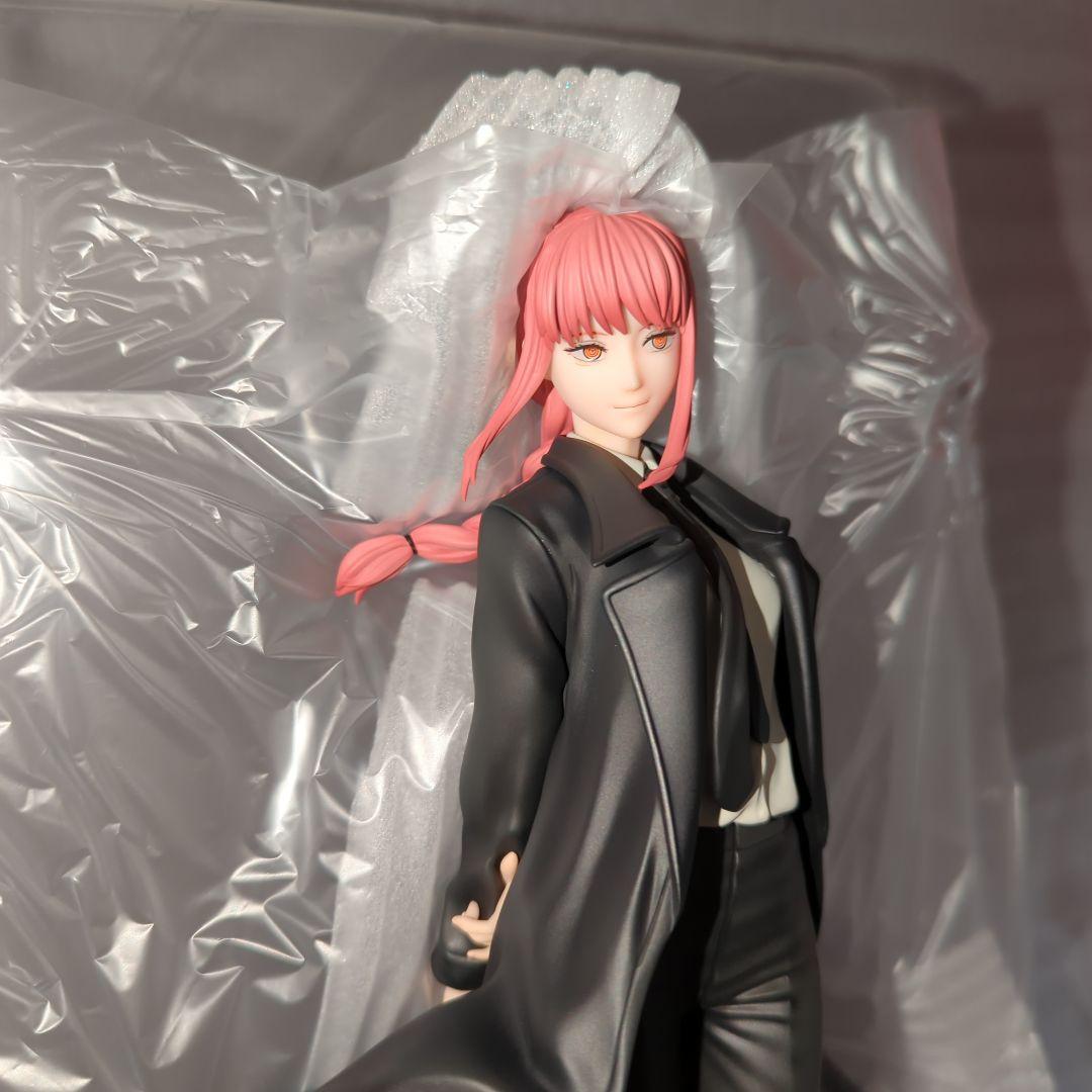 〚希少・美品〛マキマ チェンソーマン 1/7 フィギュア AMAKUNI
