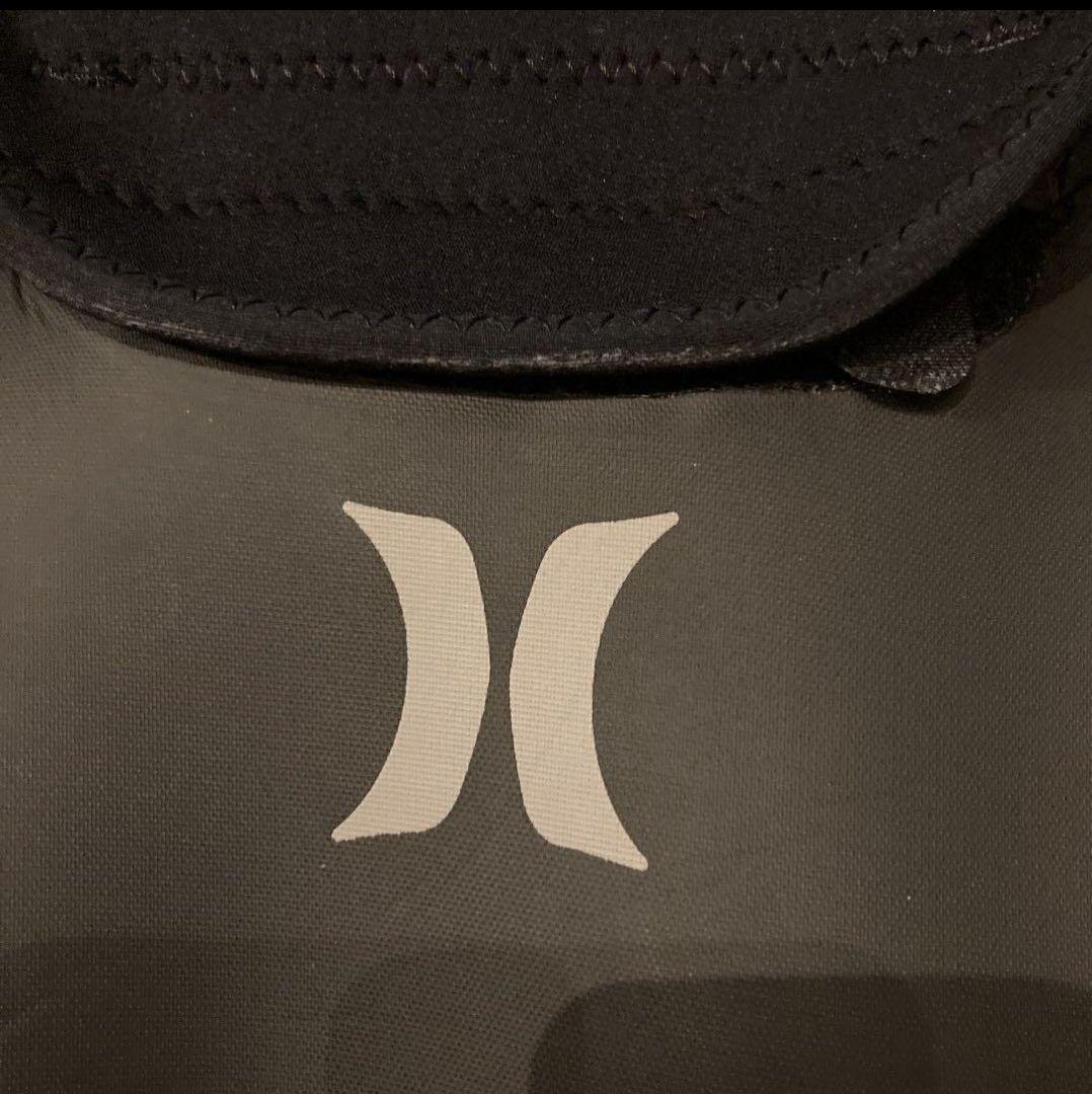 Hurley ブラック シーガル ウェットスーツ　2mm