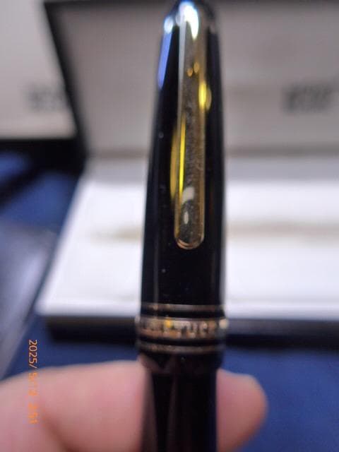 新品未使用のマイスターシュテュック#146 万年筆（F）14K 保証書、ケース付