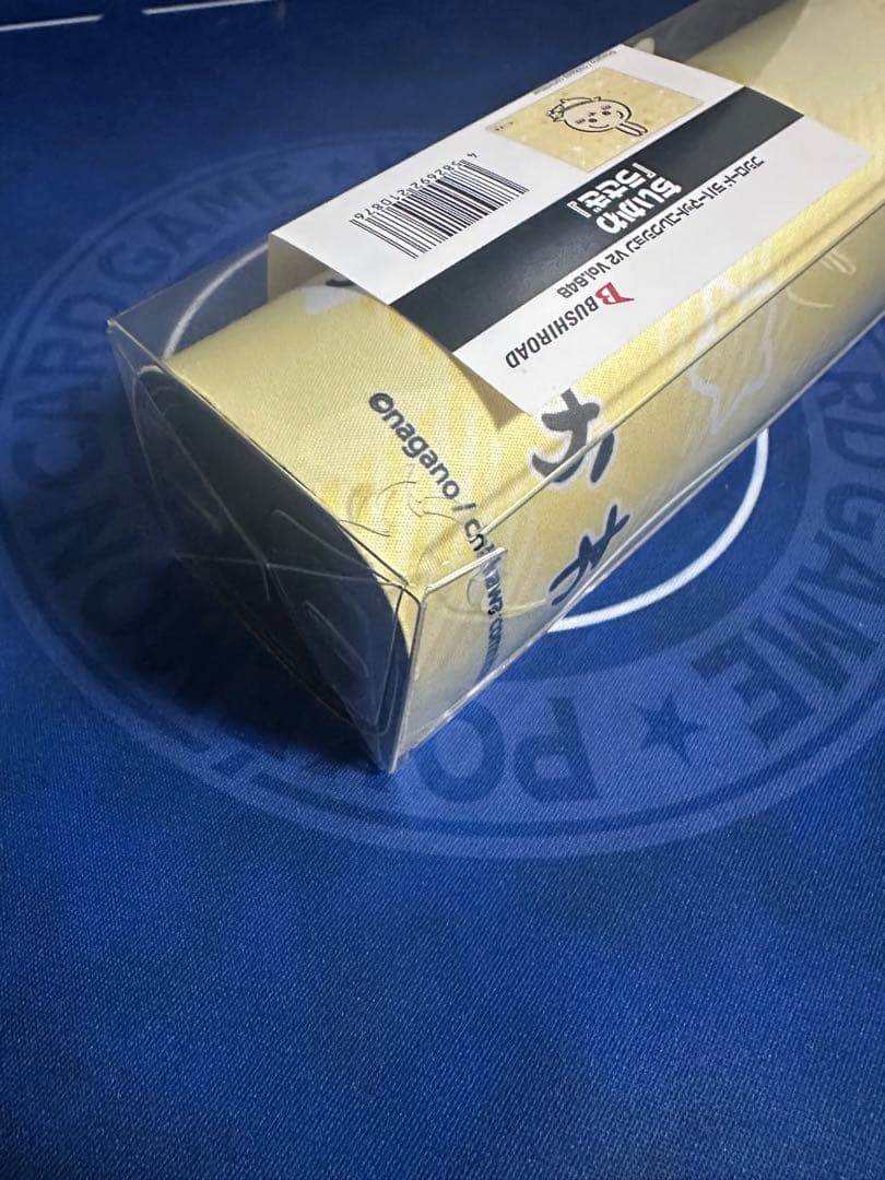 ちいかわ　うさぎ　プレイマット　スリーブセット売り