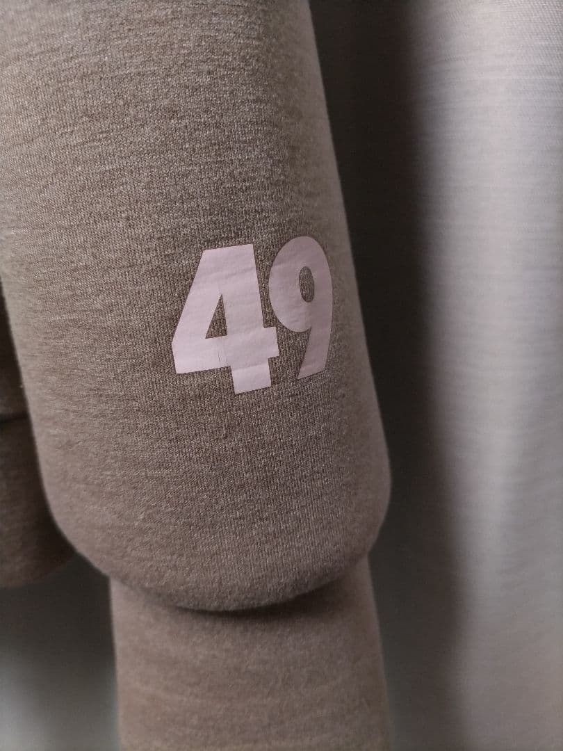 TFW49 プルオーバー　パーカー　ベージュ