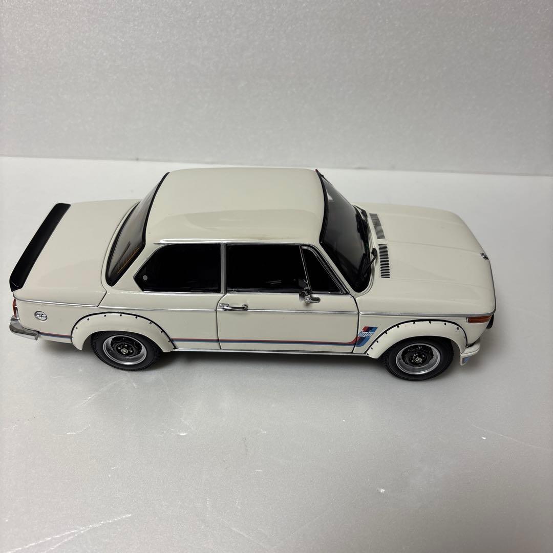 ミニカー  2002 TURBO (KYOSHO)