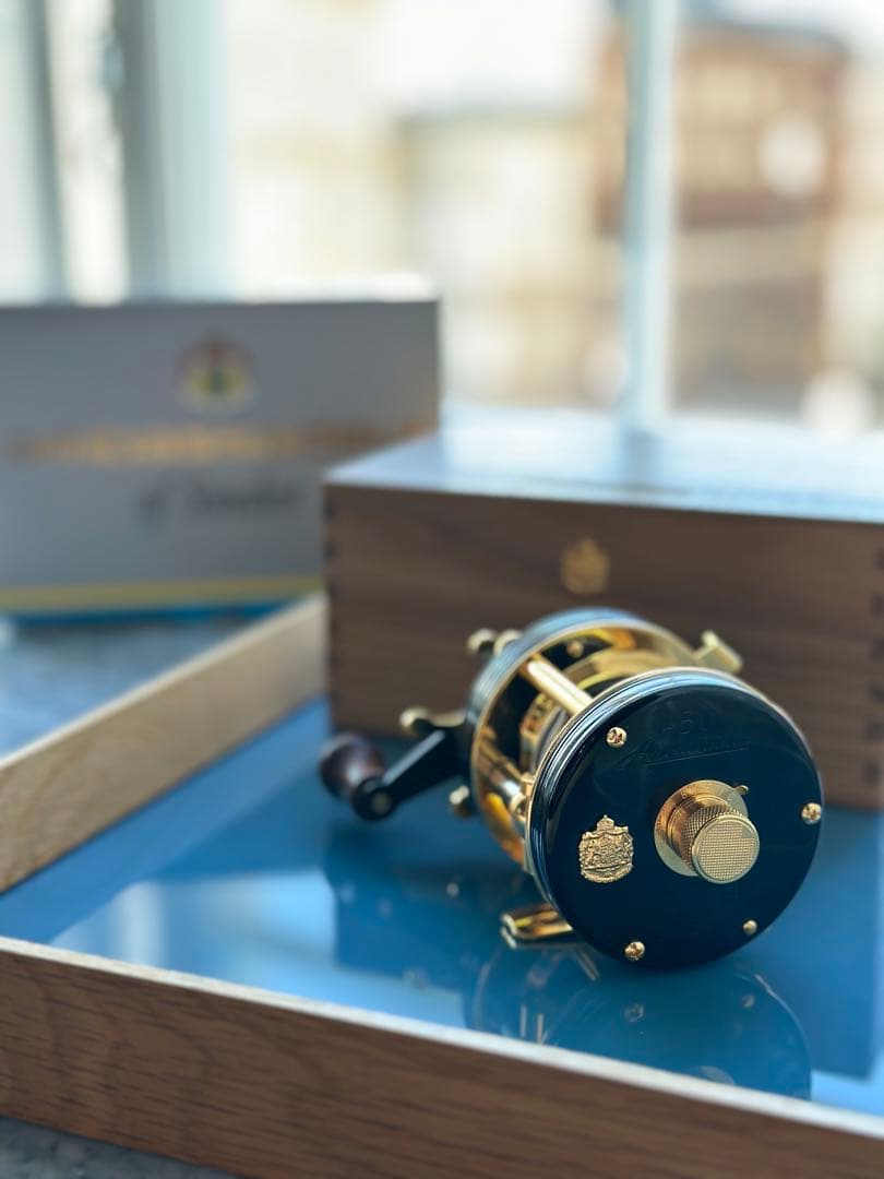 ABU・アブ Ambassader 5500 CDL ウッドノブハンドル限定版