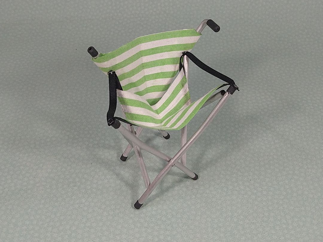 ガタバウトチェア　ミニ　S=1/10