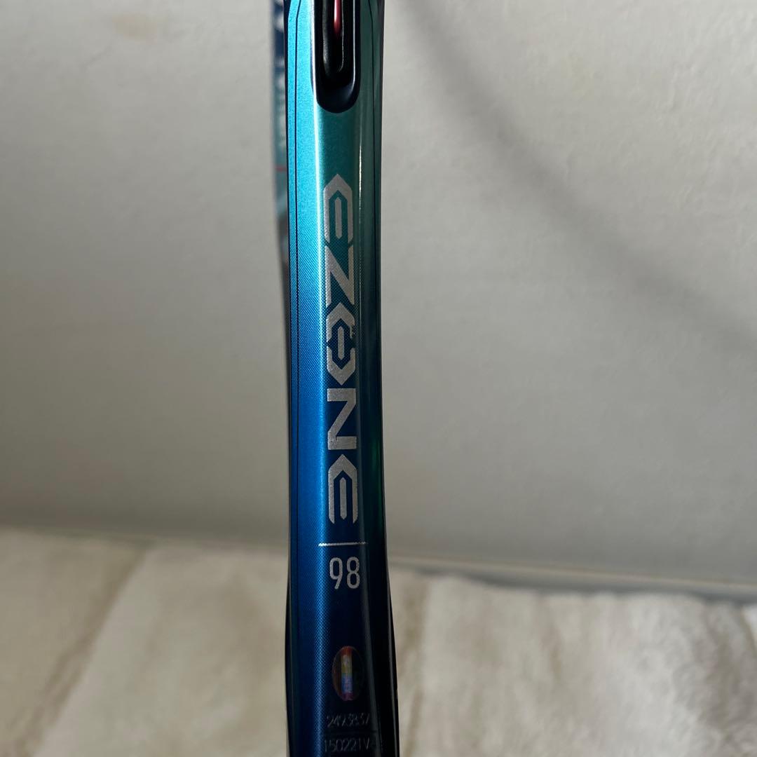 Ezone 98 テニスラケット値下げ交渉あり。