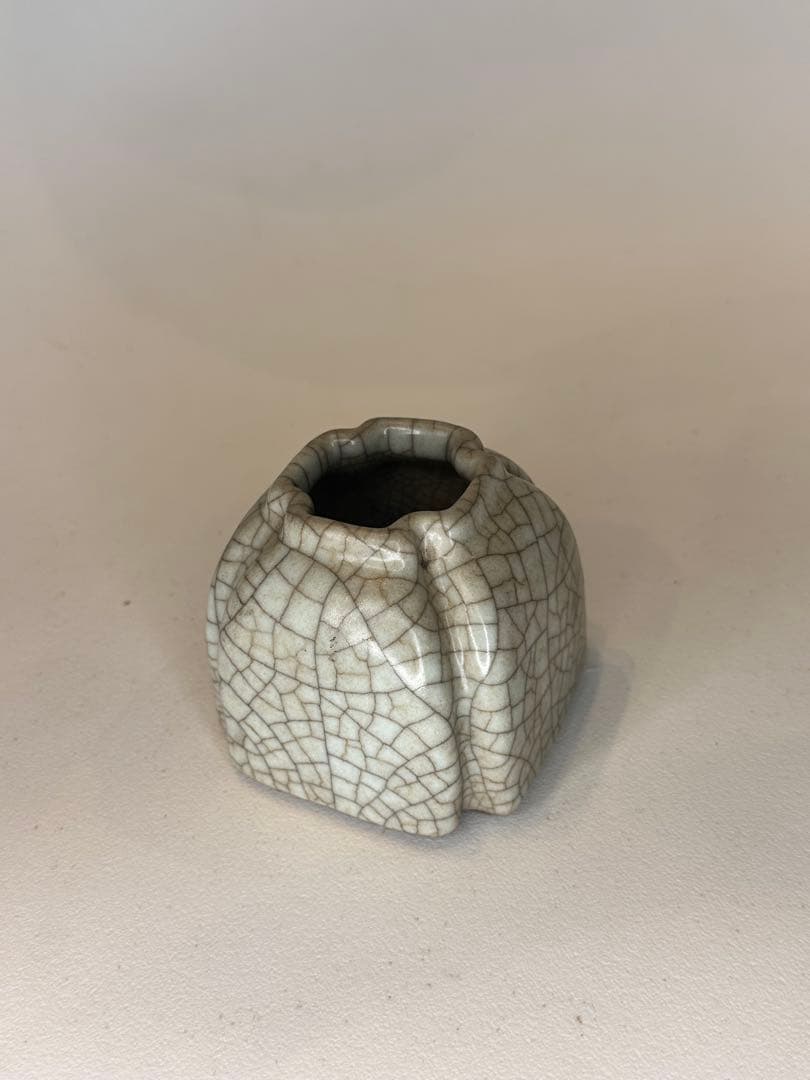 中国 宋代 哥窯 水盂 小壺形 開片釉 古陶磁 文房具 時代物 骨董品