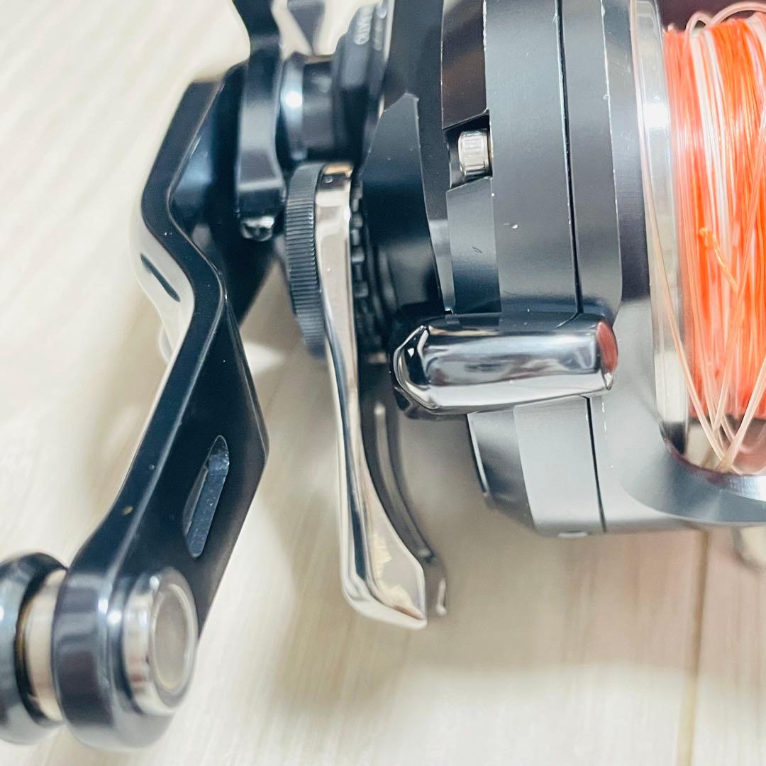 オシアジガー Ｆカスタム 1501HG 左巻き 両軸リール 2号 PEライン付き