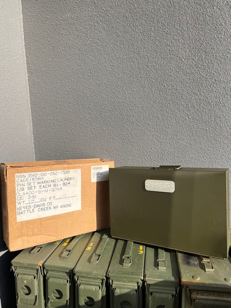 米軍放出品デッド 90’s激レア真鍮製 ランドリーピン フールセット ケース付き