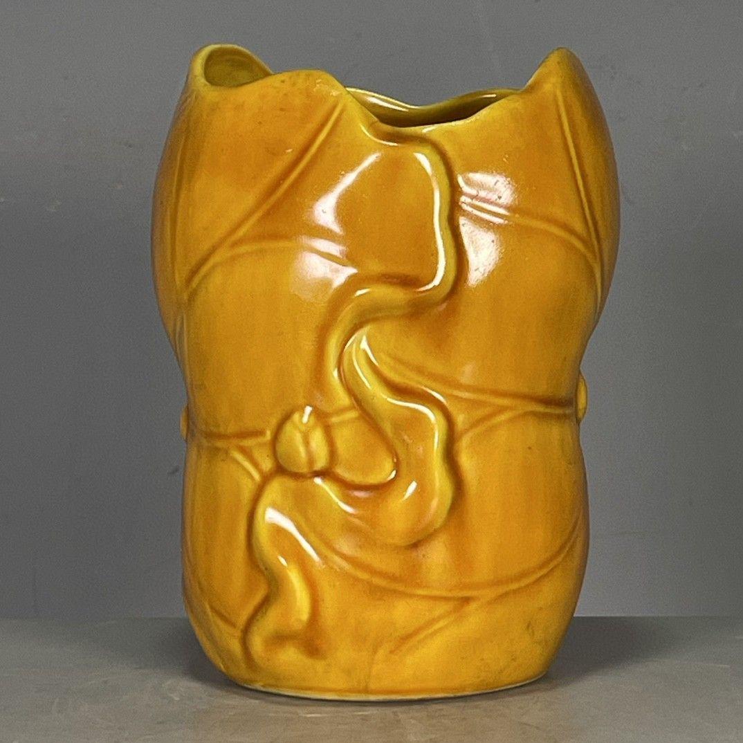 黄釉 蓮葉型 筆箱 筆筒 筆置き 筆入 文房具 美術品 工芸品 置物