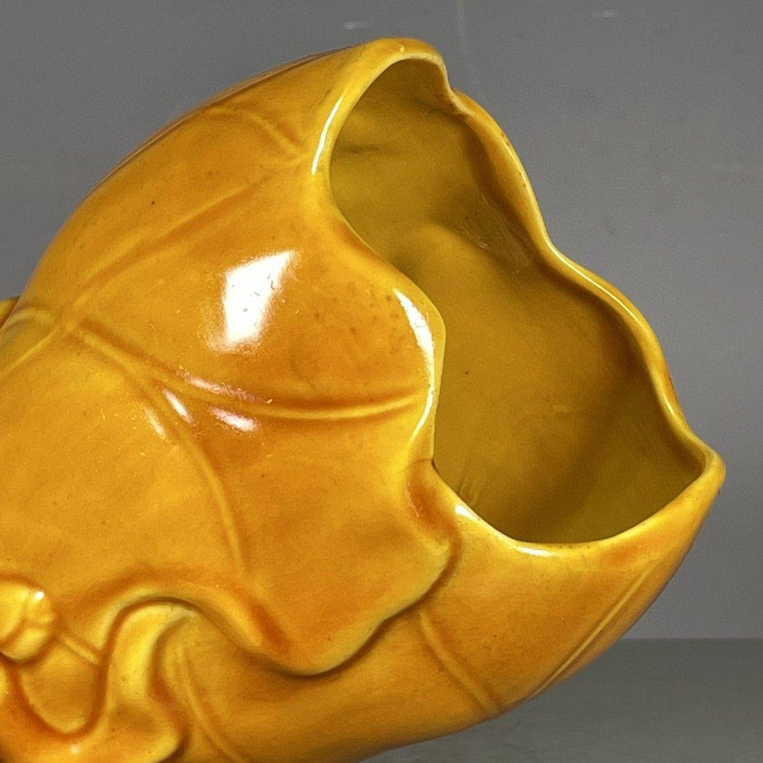 黄釉 蓮葉型 筆箱 筆筒 筆置き 筆入 文房具 美術品 工芸品 置物