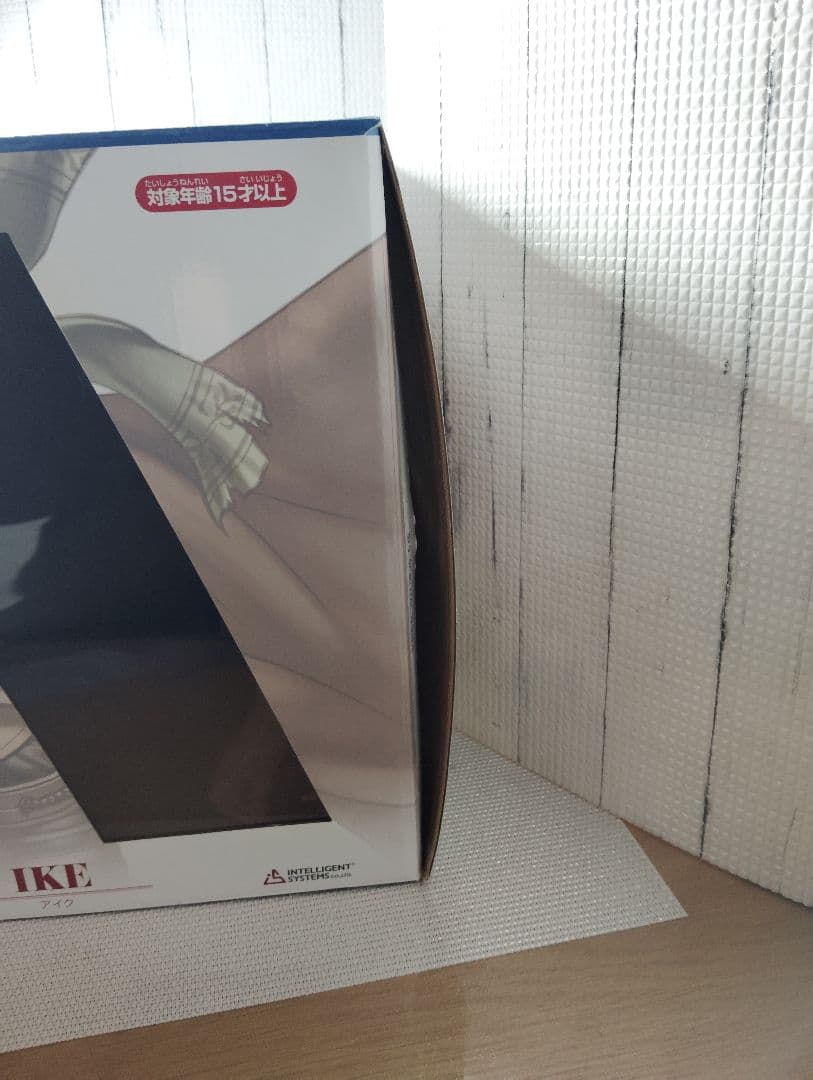 【外箱損耗】1/7 スケールフィギュア アイク