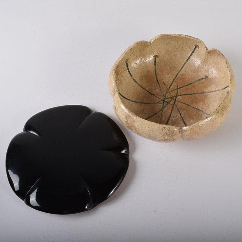 茶道具　楽焼　輪花鉢　菓子器　時代箱付　M　R7991