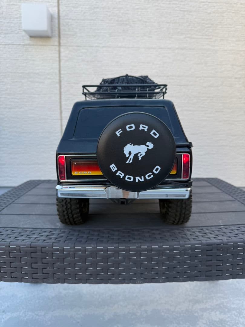 トラクサス TRX4 フォードブロンコ カスタム