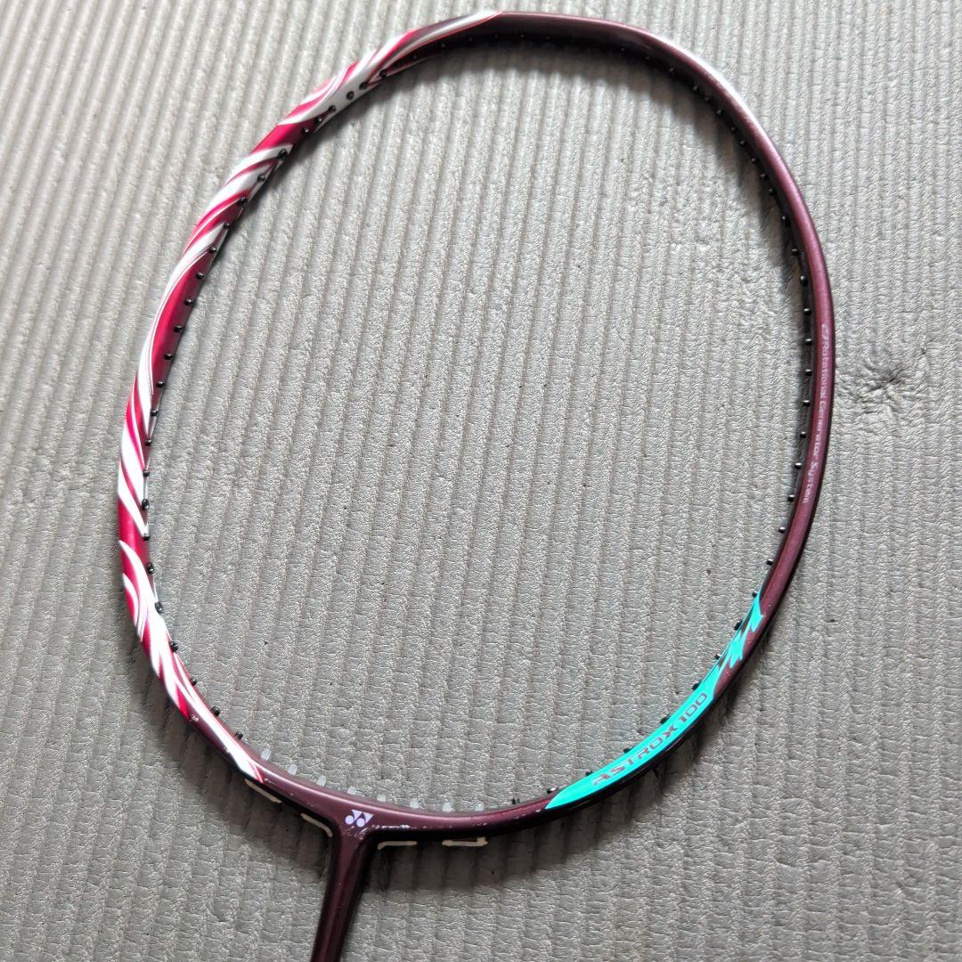 astrox 100ZZ クレナイ AX100ZZ 821(クレナイ) 4UG5