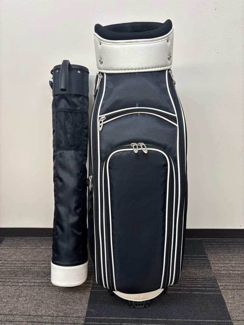 セルフスタンドバック内蔵キャディバック