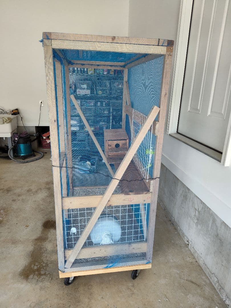 大型ケージ 木製フレーム 青メッシュ