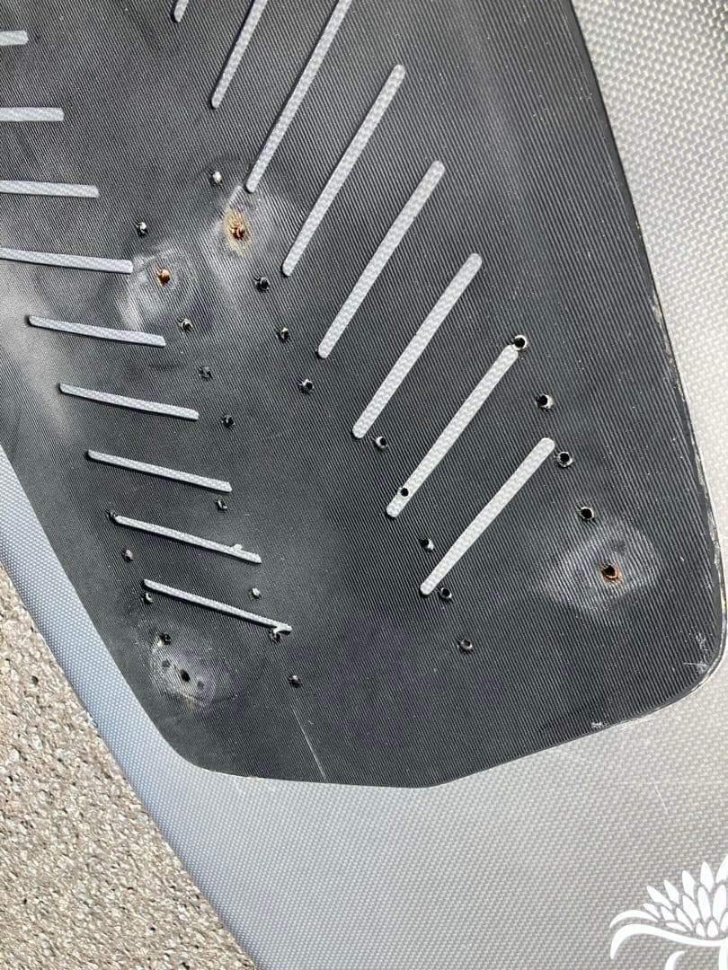 LIFT FOILS リフトフォイル WING 4’4 44L 中古